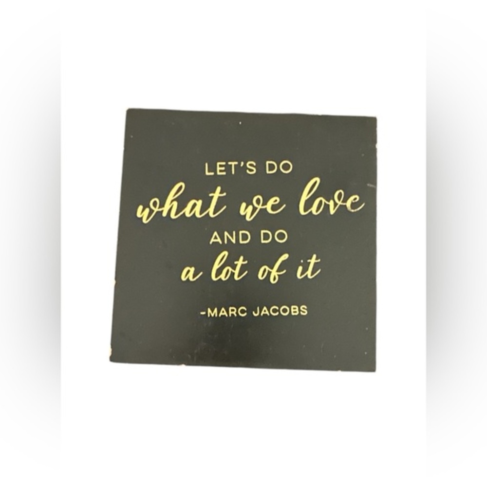 Marc Jacobs Wooden Quote